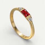 Arany Gyűrű Piros Középkővel és Csillogással