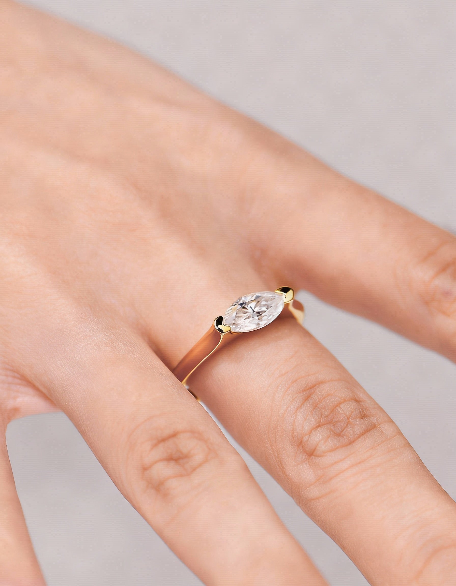 Marquise Moissanite Gyűrű 1 CT